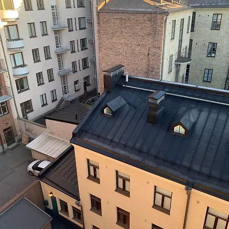 Elegant Penthouse Loft - Center *