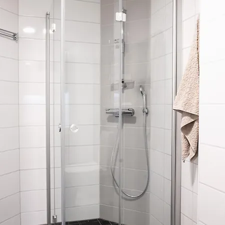 Elegant Penthouse Loft - Center *