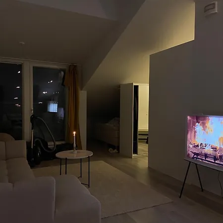 Elegant Penthouse Loft - Center Lägenhet